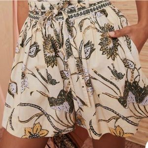 Ulla Johnson Lemonbalm Shorts, Skort with tie at waist, size 4 Small so chic